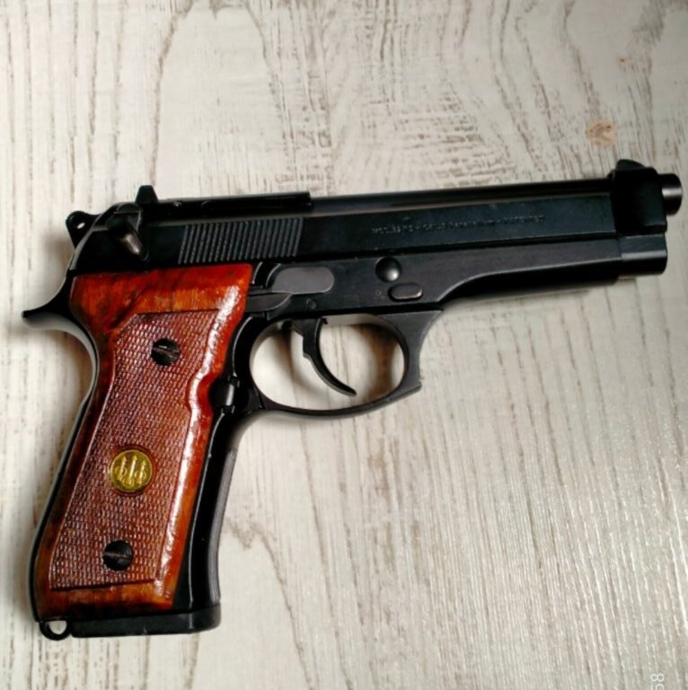 Satılık TABANCA – Beretta 92 – 9mm (9x19mm) – Taşıma Ruhsatlı – Balıkesir – İlan 19229 – Görsel 19230