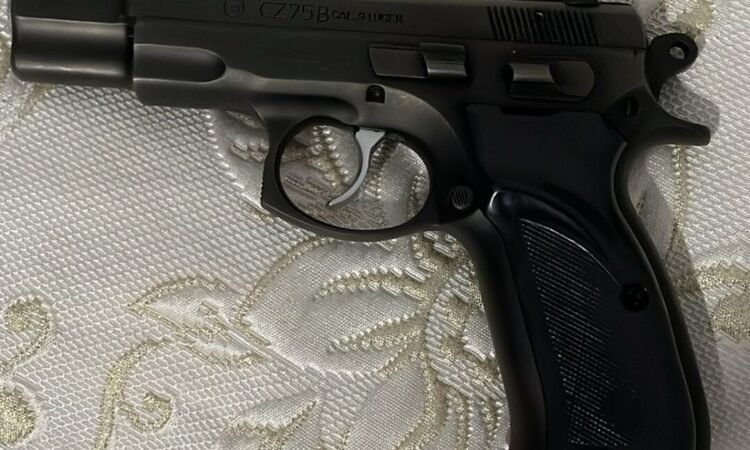 Satılık TABANCA – CZ 75 – 9mm (9x19mm) – Taşıma Ruhsatlı – İstanbul – İlan 18805 – Görsel 18806
