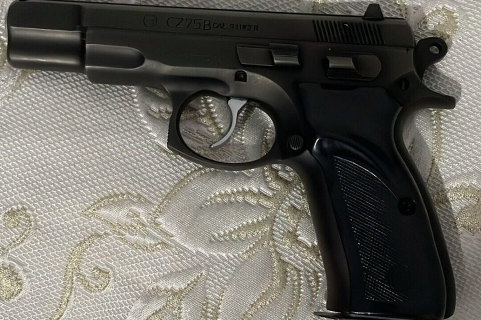 Satılık TABANCA – CZ 75 – 9mm (9x19mm) – Taşıma Ruhsatlı – İstanbul – İlan 18805 – Görsel 18806