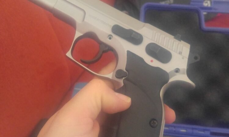 Satılık TABANCA – Sarsılmaz Kılınç – 9mm (9x19mm) – Taşıma Ruhsatlı – Diyarbakır – İlan 16891 – Görsel 16892