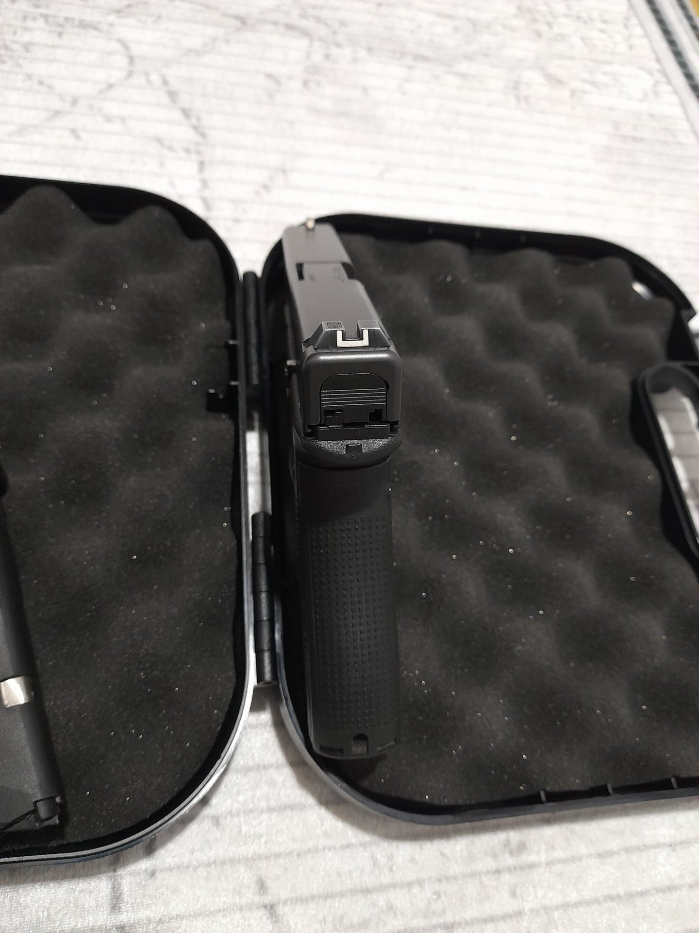 Satılık TABANCA – Glock 17 – 9mm (9x19mm) – Taşıma Ruhsatlı – Ankara – İlan 16863 – Görsel 16865