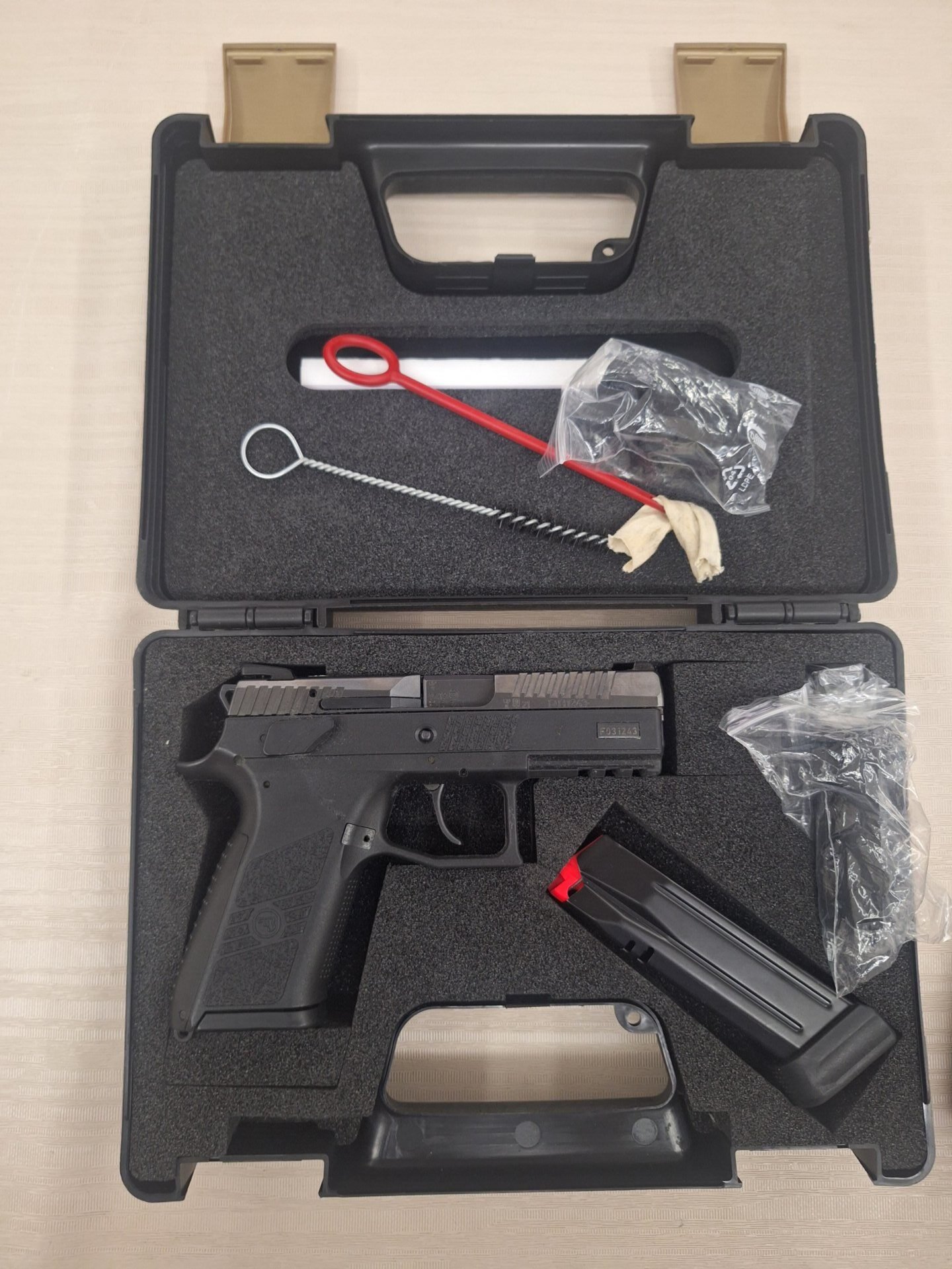 Satılık TABANCA – CZ P-07 – 9mm (9x19mm) – Taşıma Ruhsatlı – Kocaeli – İlan 17818 – Görsel 17823