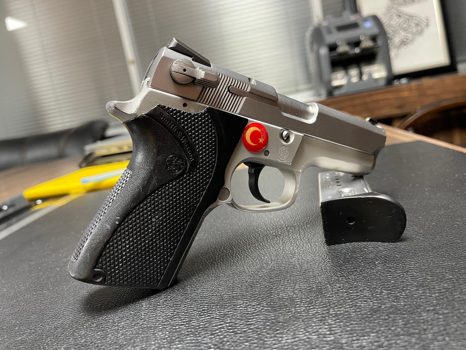 Satılık TABANCA – Smith & Wesson 6906 – 7.65mm (.32 ACP) – Taşıma Ruhsatlı – İstanbul – İlan 17350 – Görsel 17351