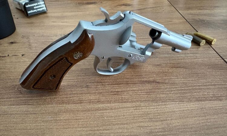Satılık TABANCA – Smith & Wesson Model 10 – 38 Special – Taşıma Ruhsatlı – İstanbul – İlan 18702 – Görsel 18703