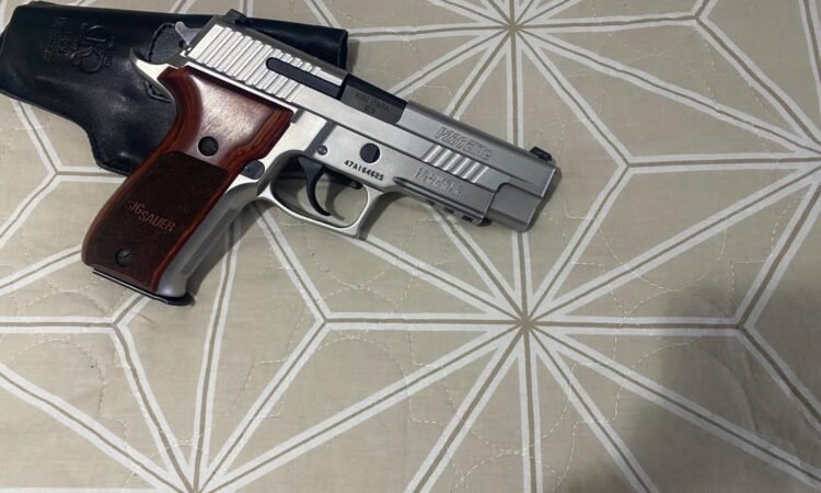 Satılık TABANCA – Sig Sauer P226 – 9mm (9x19mm) – Bulundurma Ruhsatlı – Kars – İlan 17707 – Görsel 17708