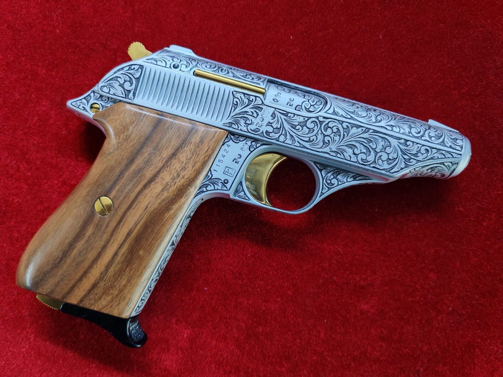Satılık TABANCA – Bernardelli Model 60 – 7.65mm (.32 ACP) – Taşıma Ruhsatlı – Düzce – İlan 18913 – Görsel 18915
