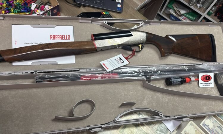 Satılık YİVSİZ TÜFEK – Benelli Raffaello – 12 Kalibre – Isparta – İlan 18664 – Görsel 18665