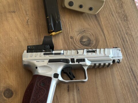 Satılık TABANCA – Canik Rival – 9mm (9x19mm) – Taşıma Ruhsatlı – Van – İlan 18119 – Görsel 18121