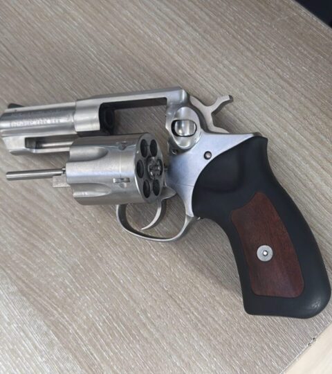 Satılık TABANCA – Ruger GP100 – 357 Magnum – Taşıma Ruhsatlı – İstanbul – İlan 18656 – Görsel 18657