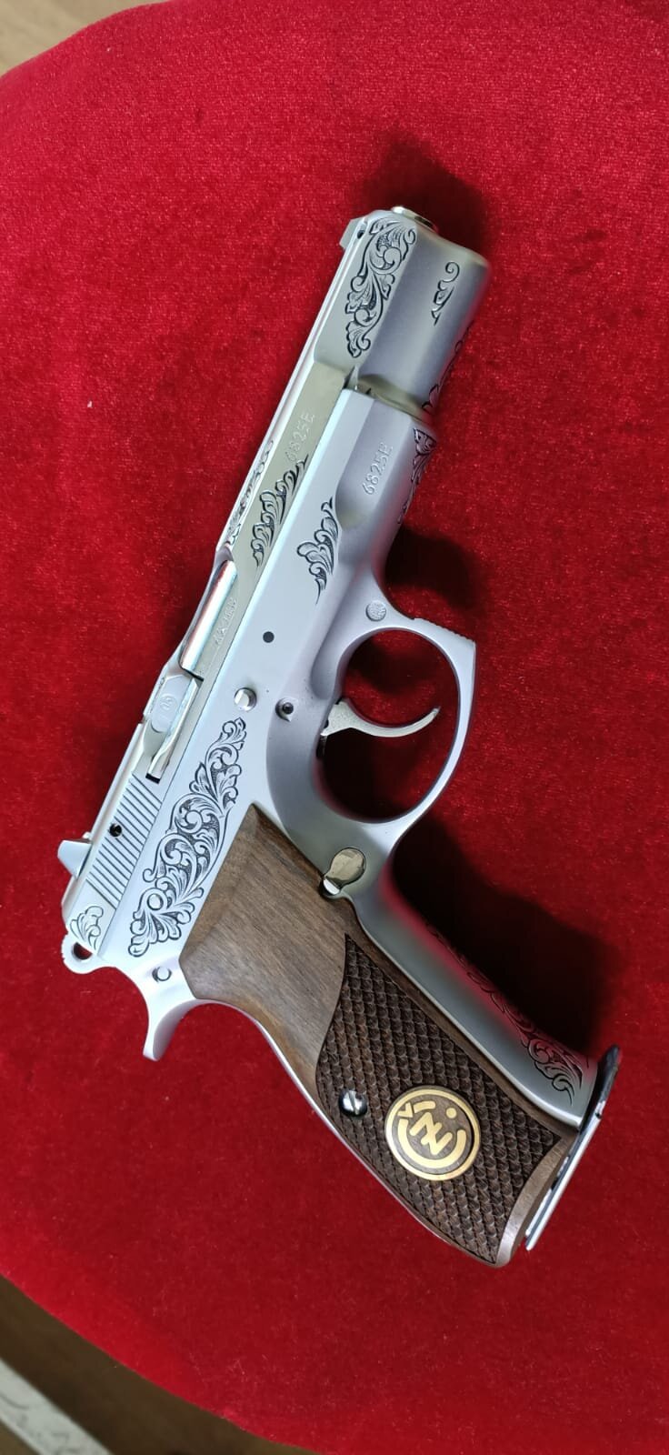 Satılık TABANCA – CZ 75 – 9mm (9x19mm) – Taşıma Ruhsatlı – Antalya – İlan 18824 – Görsel 18825