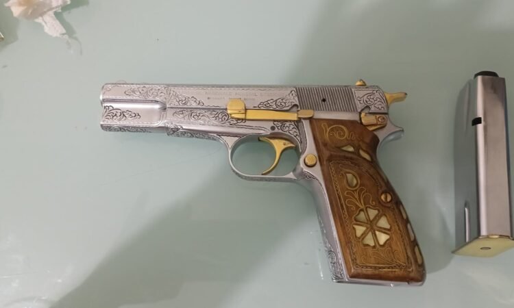 Satılık TABANCA – Browning HP (14'lü) – 9mm (9x19mm) – Bulundurma Ruhsatlı – Eskişehir – İlan 19068 – Görsel 19070