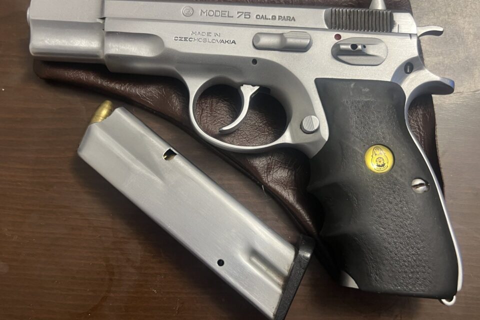 Satılık TABANCA – CZ 75 – 9mm (9x19mm) – Taşıma Ruhsatlı – Adana – İlan 17241 – Görsel 17243