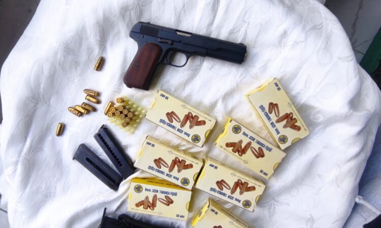 Satılık TABANCA – Browning 1903 – 9mm Browning Long – Bulundurma Ruhsatlı – İstanbul – İlan 17359 – Görsel 17361