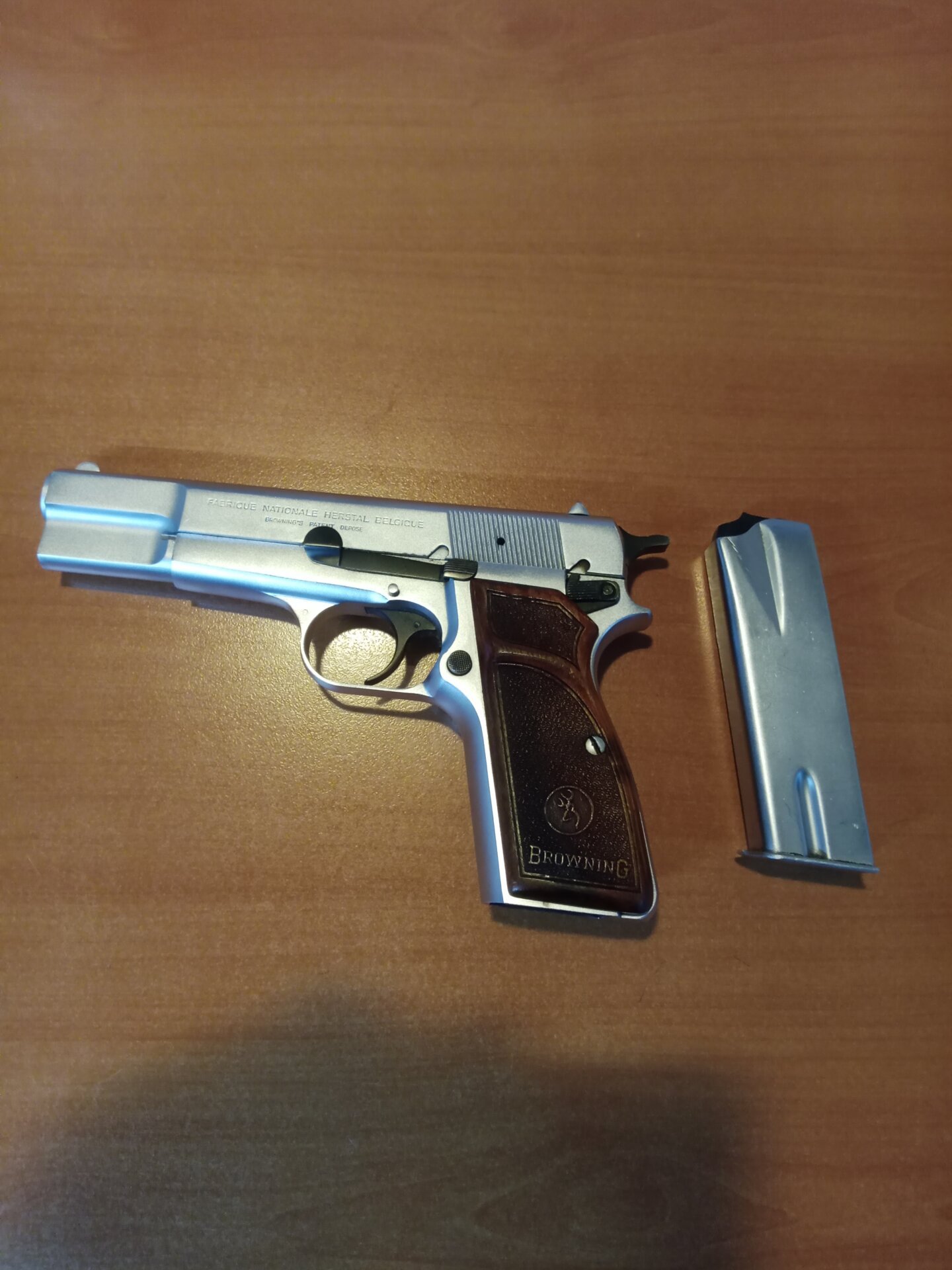 Satılık TABANCA – Browning HP (14'lü) – 9mm (9x19mm) – Taşıma Ruhsatlı – Tekirdağ – İlan 17503 – Görsel 17505