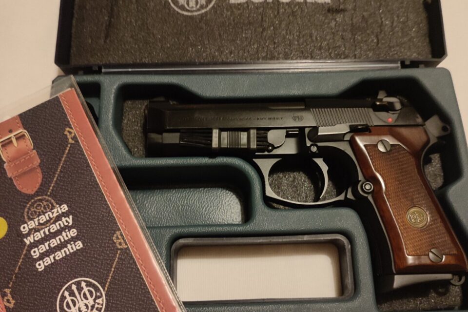 Satılık TABANCA – Beretta 92 – 9mm (9x19mm) – Bulundurma Ruhsatlı – İstanbul – İlan 17730 – Görsel 17733