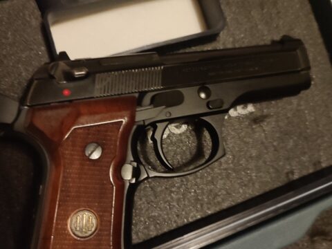 Satılık TABANCA – Beretta 92 – 9mm (9x19mm) – Bulundurma Ruhsatlı – İstanbul – İlan 17730 – Görsel 17732