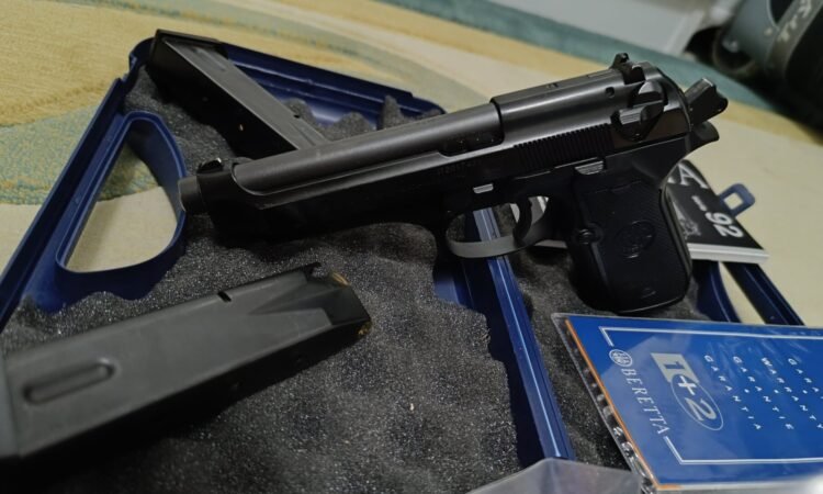 Satılık TABANCA – Beretta 92 – 9mm (9x19mm) – Bulundurma Ruhsatlı – İstanbul – İlan 18771 – Görsel 18772