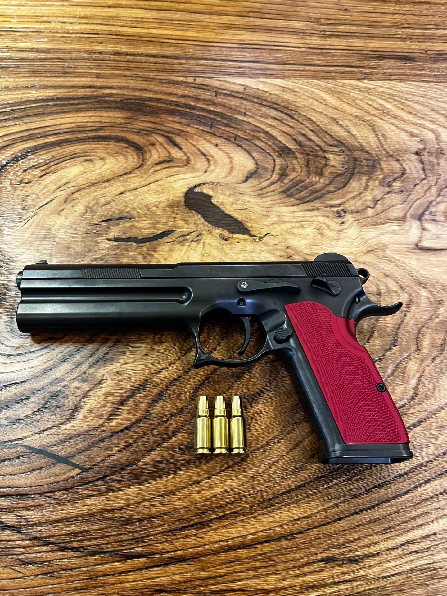 Satılık TABANCA – FK Brno Field – 7.5 FK (7.5x27mm) – Taşıma Ruhsatlı – Afyonkarahisar – İlan 17529 – Görsel 17531