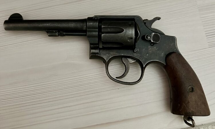 Satılık TABANCA – Smith & Wesson Victory Model – 38 Special – Bulundurma Ruhsatlı – Eskişehir – İlan 18521 – Görsel 18522