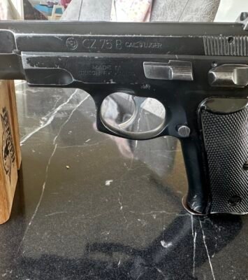 Satılık TABANCA – CZ 75 – 9mm (9x19mm) – Taşıma Ruhsatlı – Samsun – İlan 19245 – Görsel 19246