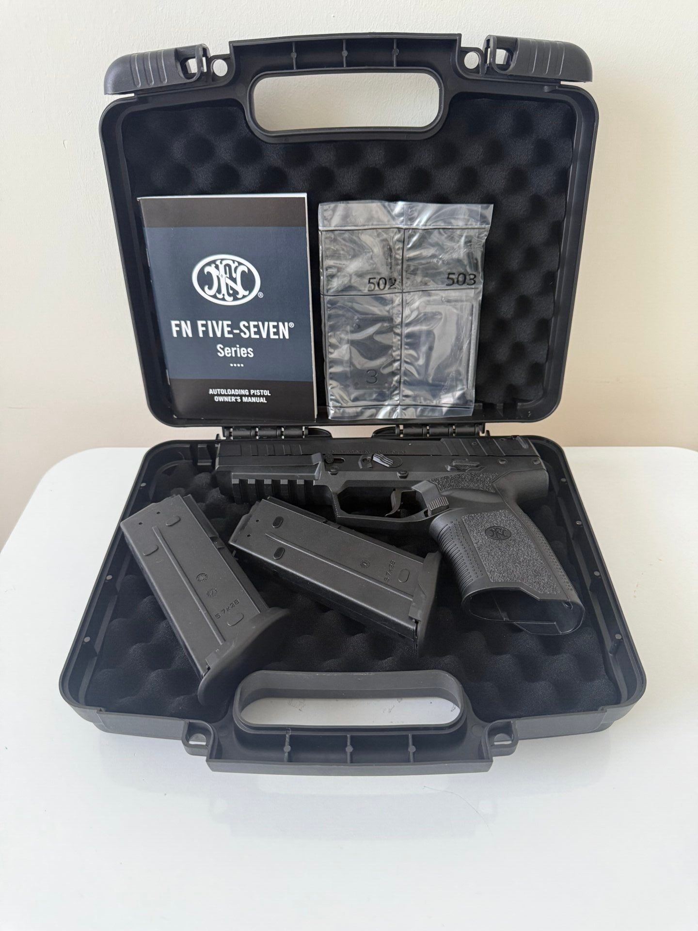 Satılık TABANCA – FN Five-seven – 5.7×28mm – Taşıma Ruhsatlı – Ankara – İlan 17453 – Görsel 17455