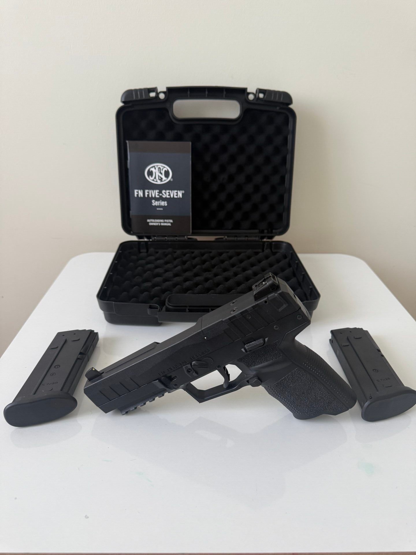 Satılık TABANCA – FN Five-seven – 5.7×28mm – Taşıma Ruhsatlı – Ankara – İlan 17453 – Görsel 17456