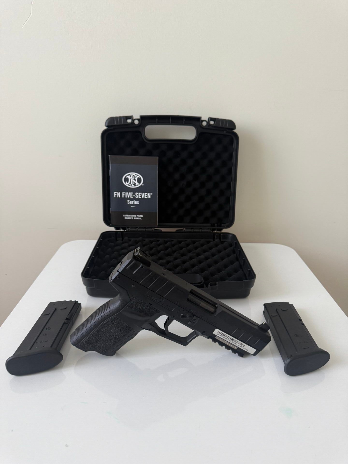 Satılık TABANCA – FN Five-seven – 5.7×28mm – Taşıma Ruhsatlı – Ankara – İlan 17453 – Görsel 17454