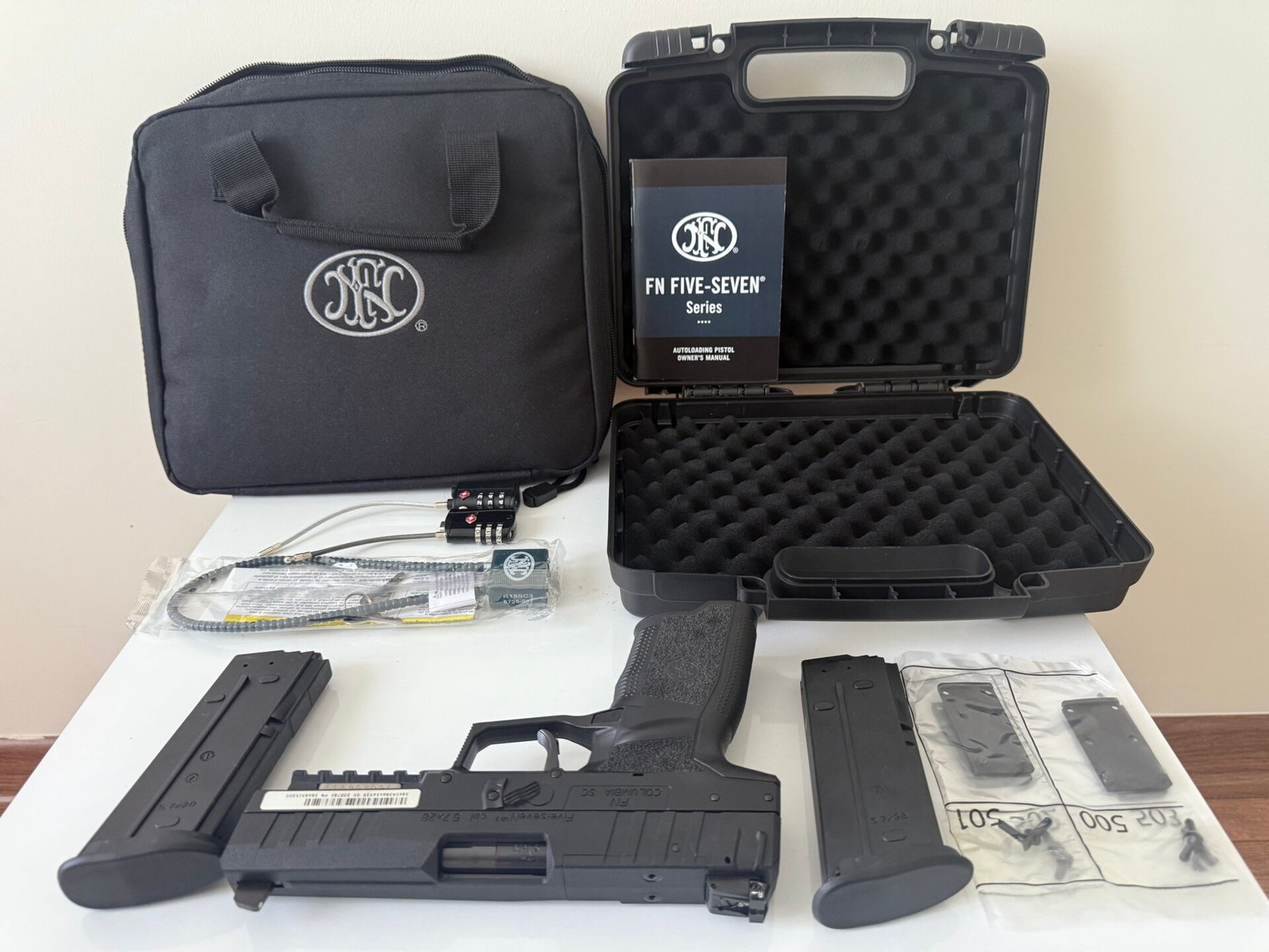 Satılık TABANCA – FN Five-seven – 5.7×28mm – Taşıma Ruhsatlı – Ankara – İlan 17453 – Görsel 17457