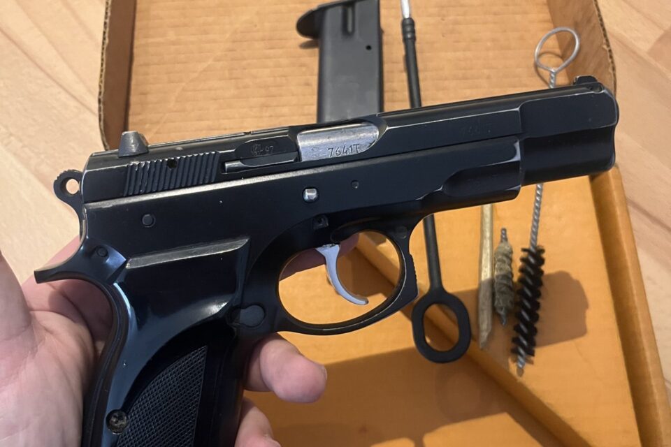 Satılık TABANCA – CZ 75 – 9mm (9x19mm) – Bulundurma Ruhsatlı – İzmir – İlan 17272 – Görsel 17273