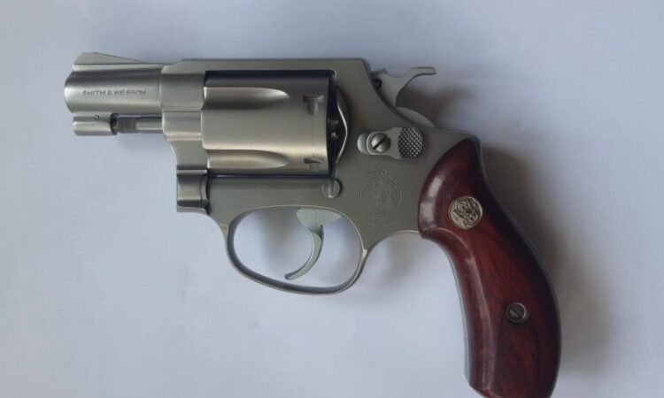 Satılık TABANCA – Smith & Wesson Ladysmith – 38 Special – Taşıma Ruhsatlı – Ankara – İlan 18829 – Görsel 18831