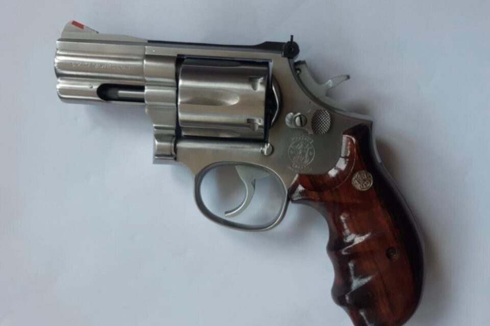Satılık TABANCA – Smith & Wesson Model 586 – 357 Magnum – Taşıma Ruhsatlı – Ankara – İlan 18832 – Görsel 18833