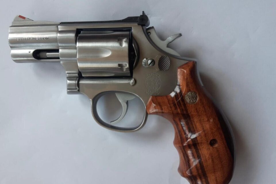 Satılık TABANCA – Smith & Wesson Model 586 – 357 Magnum – Taşıma Ruhsatlı – Ankara – İlan 18832 – Görsel 18835