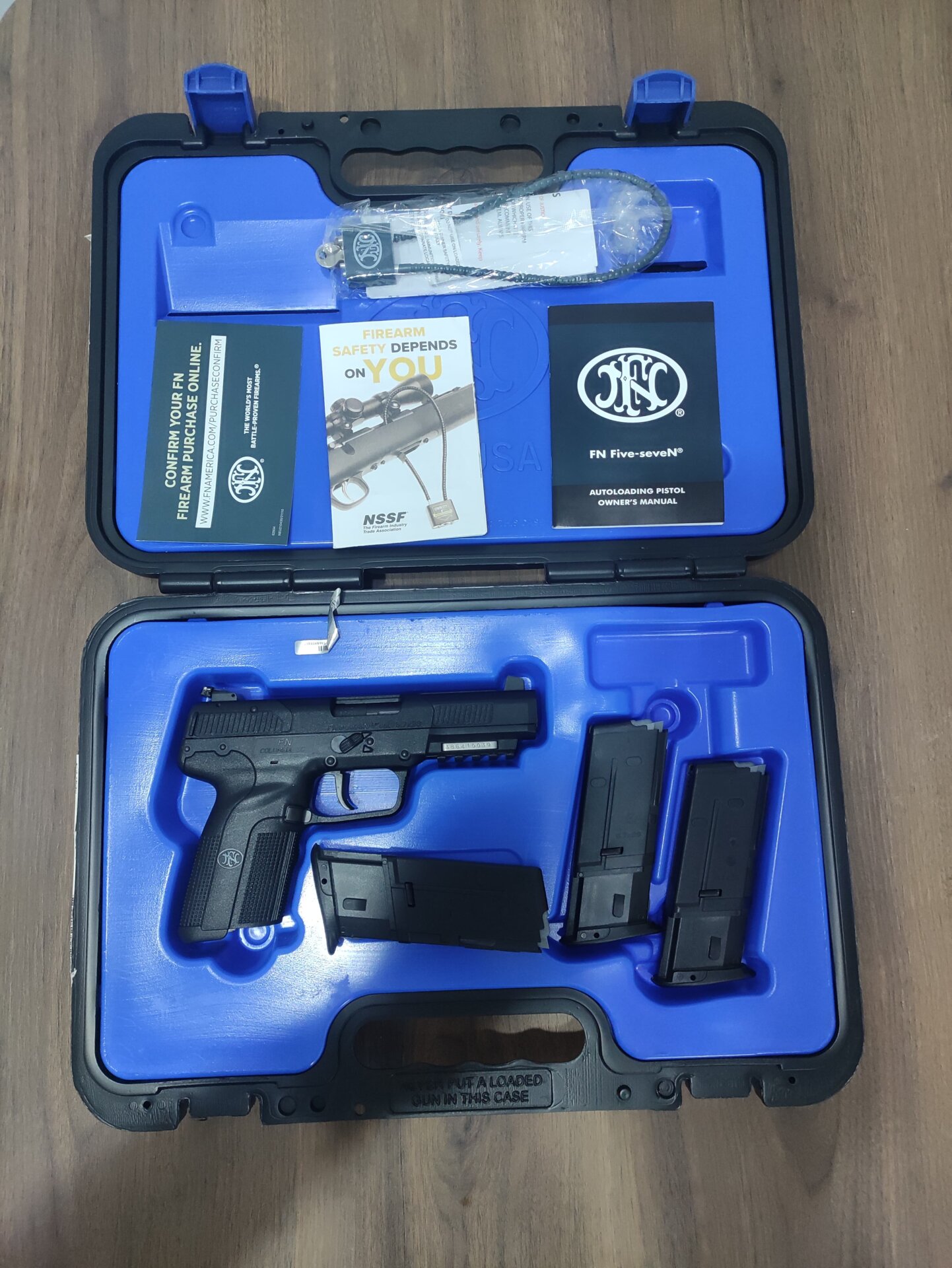 Satılık TABANCA – FN Five-seven – 5.7×28mm – Taşıma Ruhsatlı – Ordu – İlan 21158 – Görsel 21160