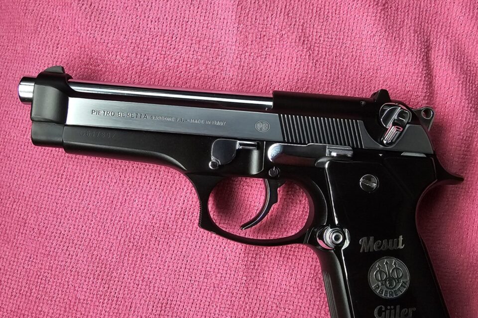 Satılık TABANCA – Beretta 92 – 9mm (9x19mm) – Taşıma Ruhsatlı – Antalya – İlan 21048 – Görsel 21054