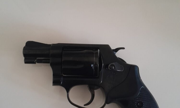 Satılık TABANCA – Smith & Wesson Ladysmith – 38 Special – Bulundurma Ruhsatlı – Antalya – İlan 19778 – Görsel 19780