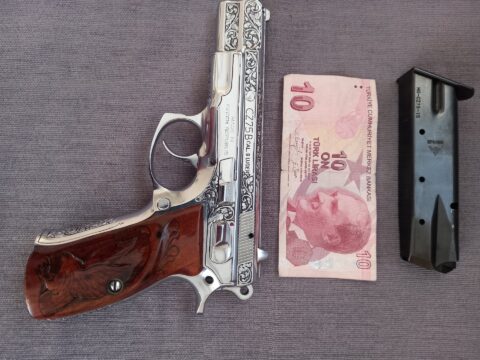 Satılık TABANCA – CZ 75 – 9mm (9x19mm) – Taşıma Ruhsatlı – Bolu – İlan 22740 – Görsel 22742