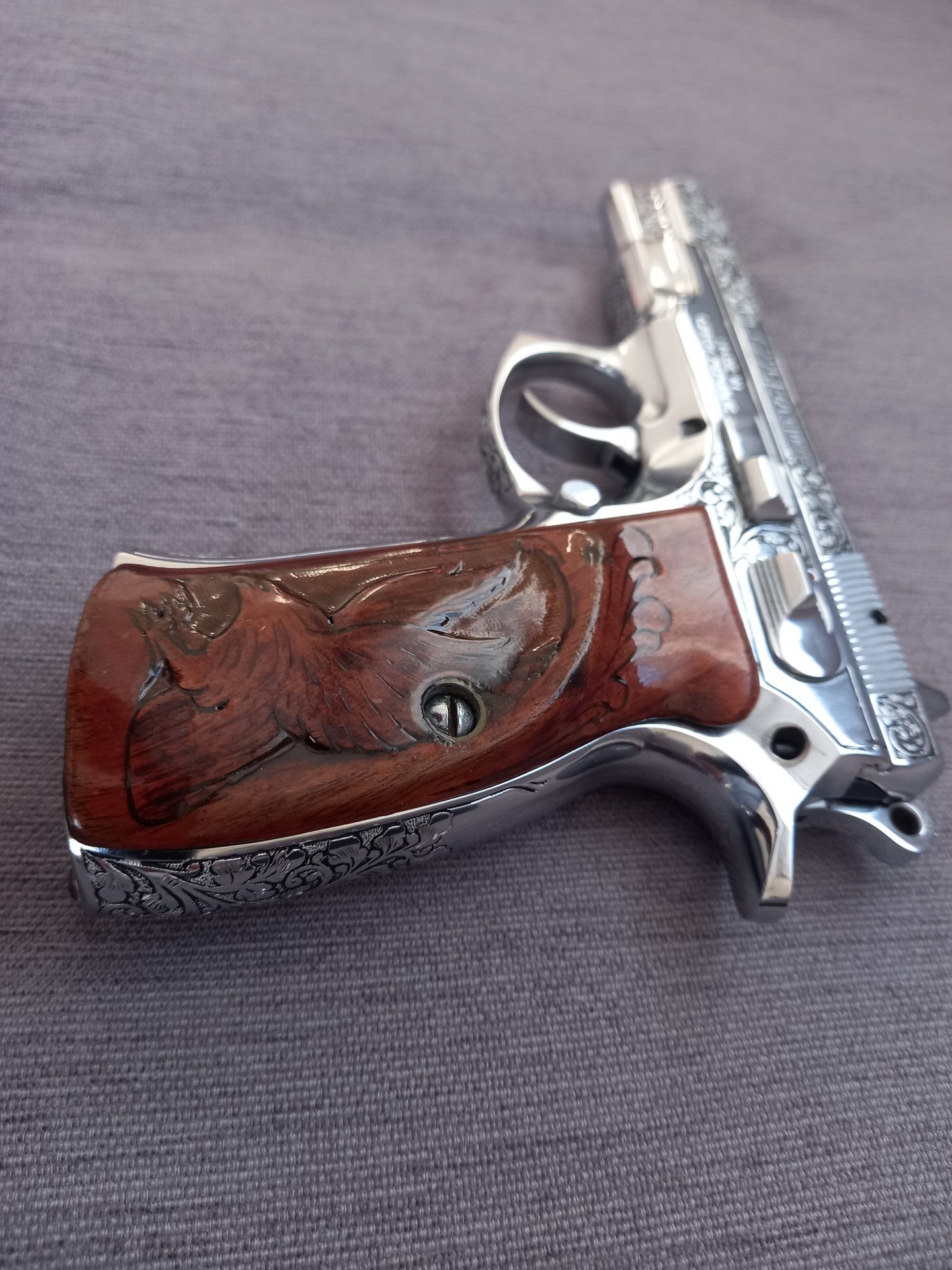 Satılık TABANCA – CZ 75 – 9mm (9x19mm) – Taşıma Ruhsatlı – Bolu – İlan 22740 – Görsel 22743