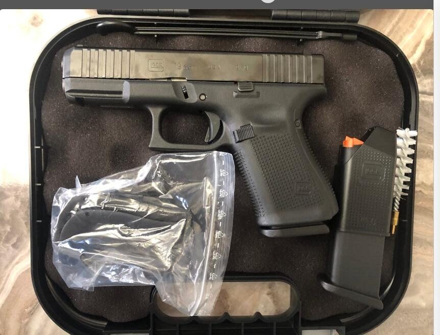 Satılık TABANCA – Glock 19 – 9mm (9x19mm) – Taşıma Ruhsatlı – İzmir – İlan 21581 – Görsel 21583