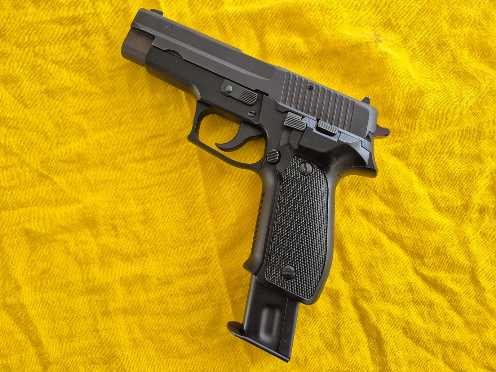 Satılık TABANCA – Sig Sauer P226 – 9mm (9x19mm) – Taşıma Ruhsatlı – Balıkesir – İlan 19605 – Görsel 19607