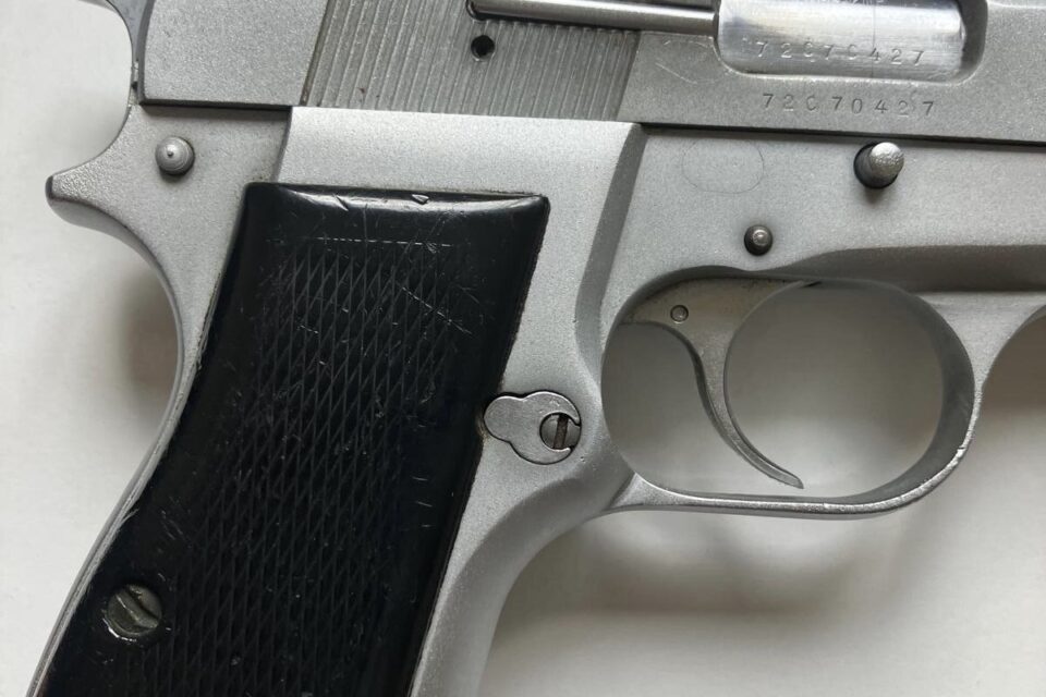 Satılık TABANCA – Browning HP (14'lü) – 9mm (9x19mm) – Taşıma Ruhsatlı – Bursa – İlan 19464 – Görsel 19469