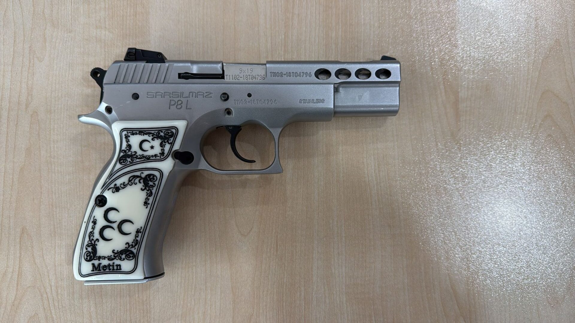 Satılık TABANCA – Sarsılmaz P8 – 9mm (9x19mm) – Taşıma Ruhsatlı – İstanbul – İlan 20282 – Görsel 20310