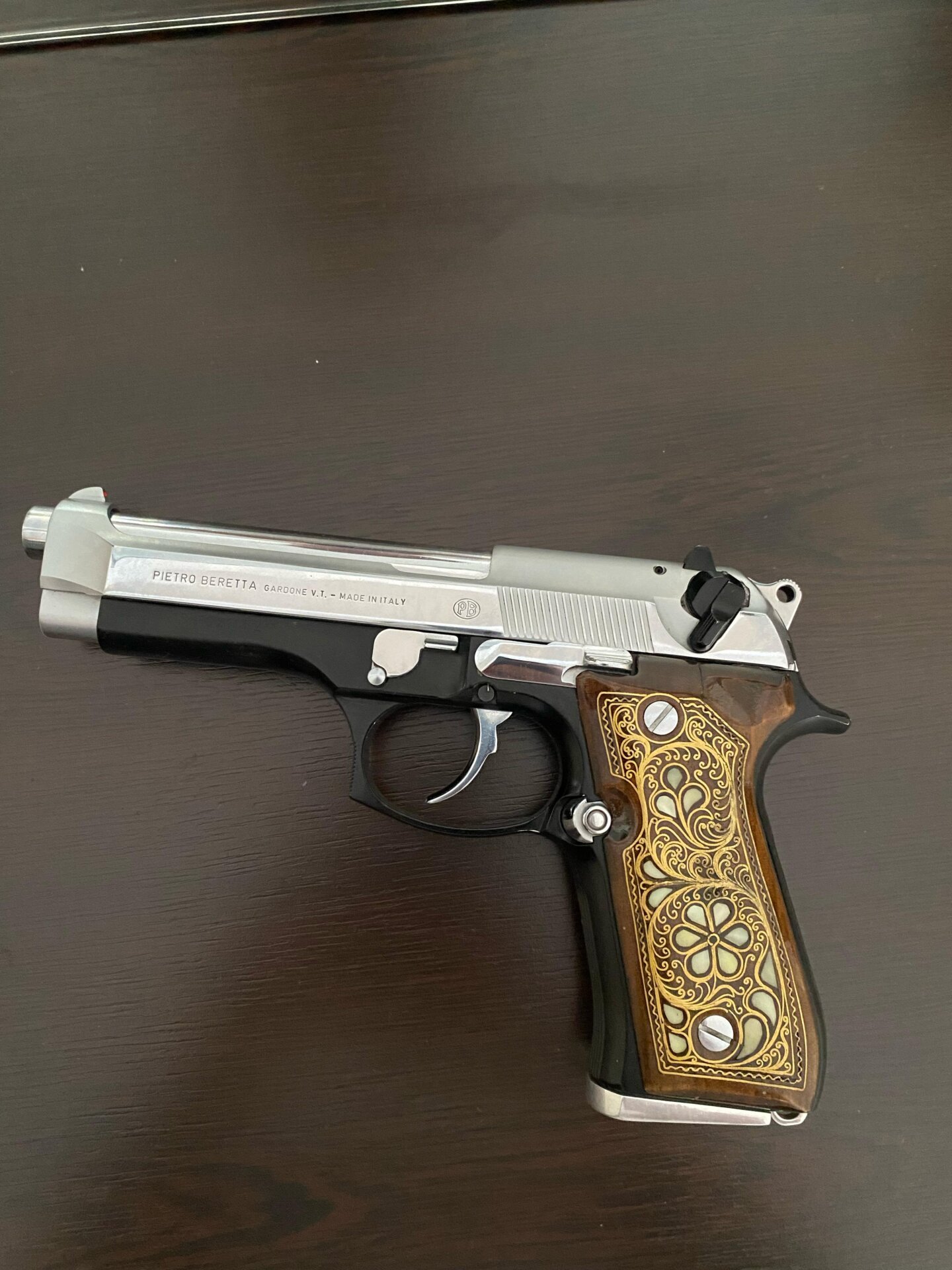 Satılık TABANCA – Beretta 92 – 9mm (9x19mm) – Taşıma Ruhsatlı – Ankara – İlan 19774 – Görsel 19775