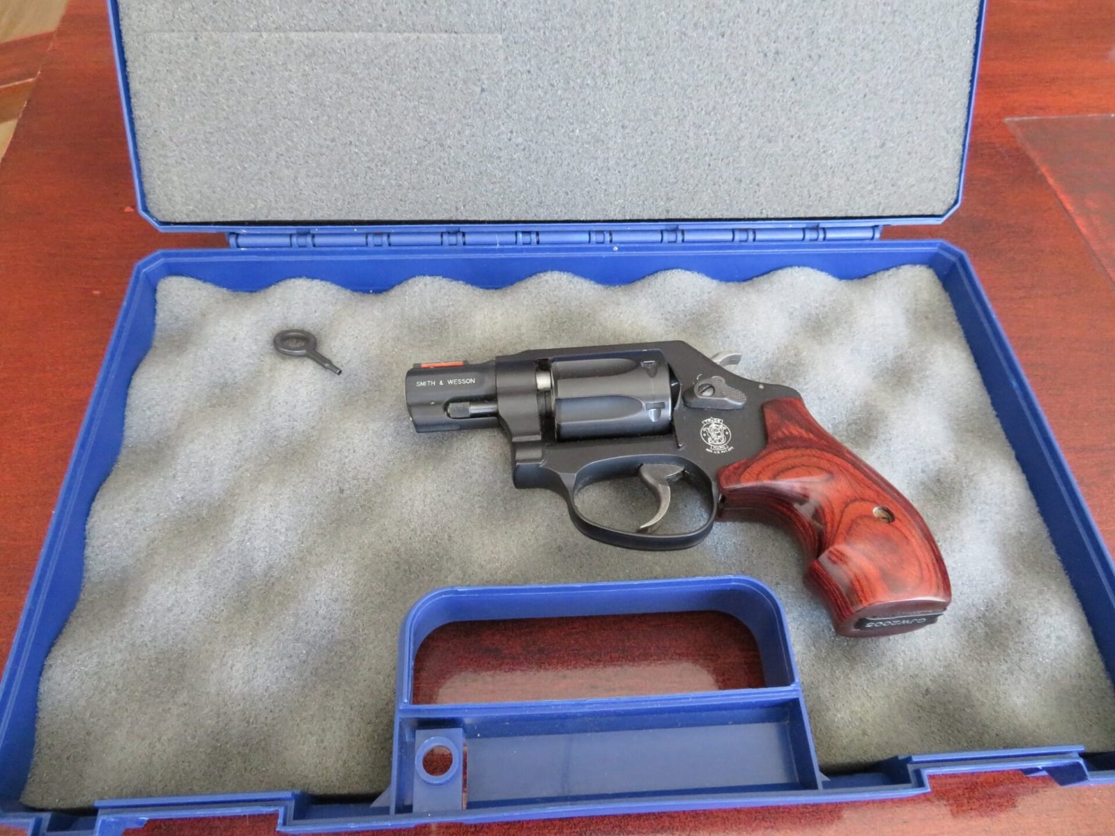 Satılık TABANCA – Smith & Wesson Model 351 PD – 22 Magnum – Bulundurma Ruhsatlı – Manisa – İlan 20180 – Görsel 20183