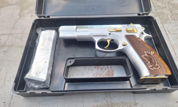 Satılık TABANCA – CZ 75 – 9mm (9x19mm) – Taşıma Ruhsatlı – Ankara – İlan 22531 – Görsel 22534