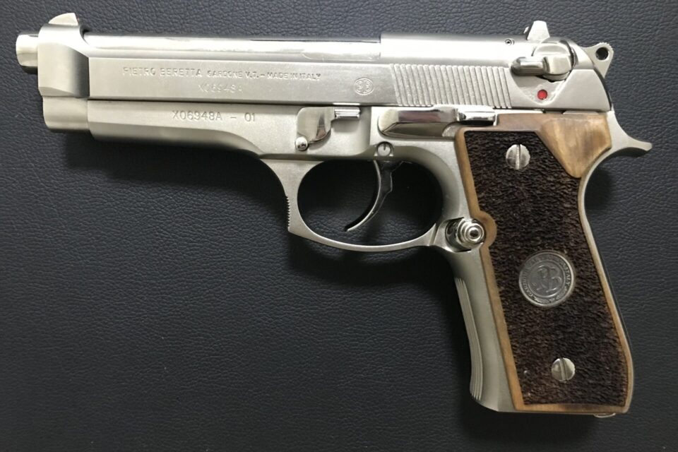 Satılık TABANCA – Beretta 92 – 9mm (9x19mm) – Taşıma Ruhsatlı – İzmir – İlan 21610 – Görsel 21611