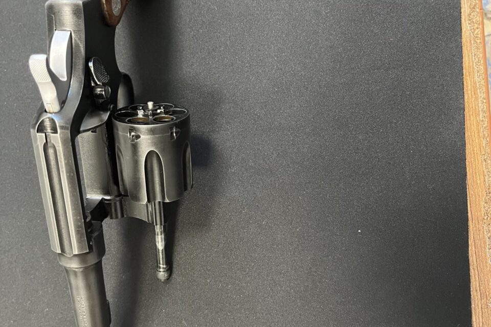 Satılık TABANCA – Smith & Wesson Victory Model – 38 Special – Bulundurma Ruhsatlı – İzmir – İlan 21217 – Görsel 21221