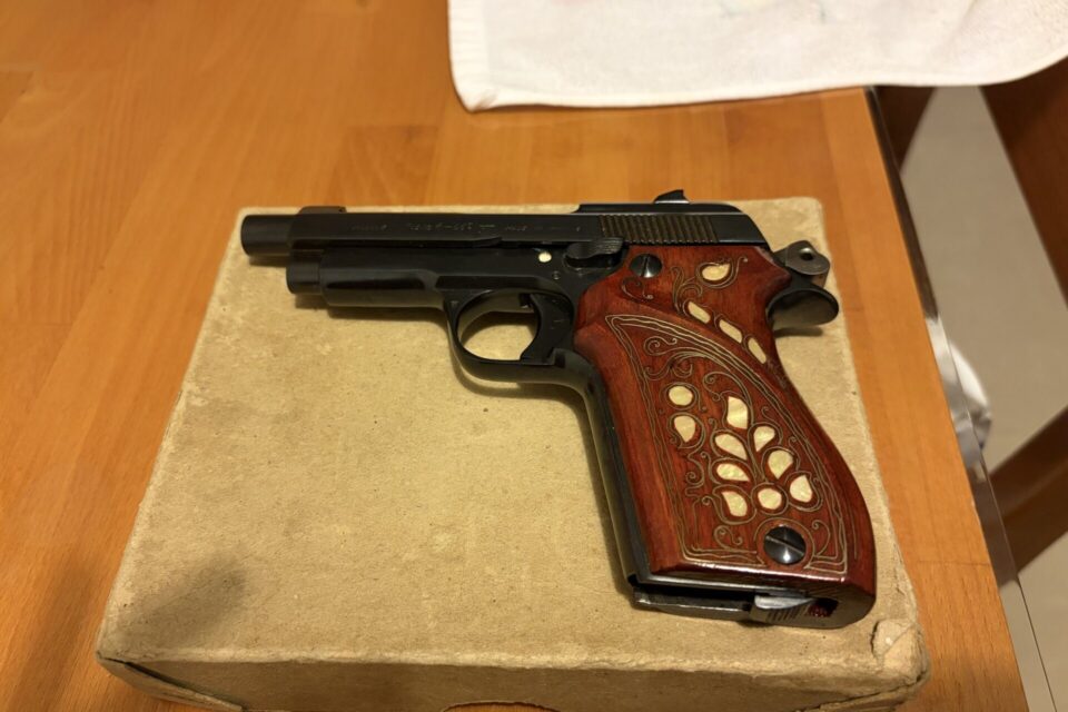 Satılık TABANCA – Unique Bcf-66 – 7.65mm (.32 ACP) – Taşıma Ruhsatlı – İstanbul – İlan 22721 – Görsel 22725