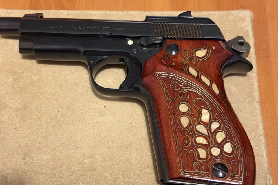 Satılık TABANCA – Unique Bcf-66 – 7.65mm (.32 ACP) – Taşıma Ruhsatlı – İstanbul – İlan 22721 – Görsel 22723