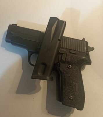 P228 - Silahilan.com