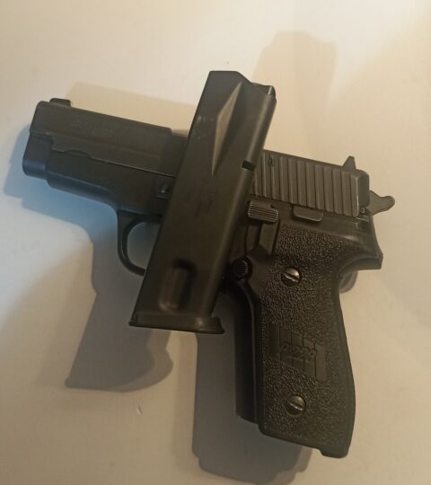 Satılık TABANCA – Sig Sauer P228 – 9mm (9x19mm) – Bulundurma Ruhsatlı – Ankara – İlan 19998 – Görsel 19999